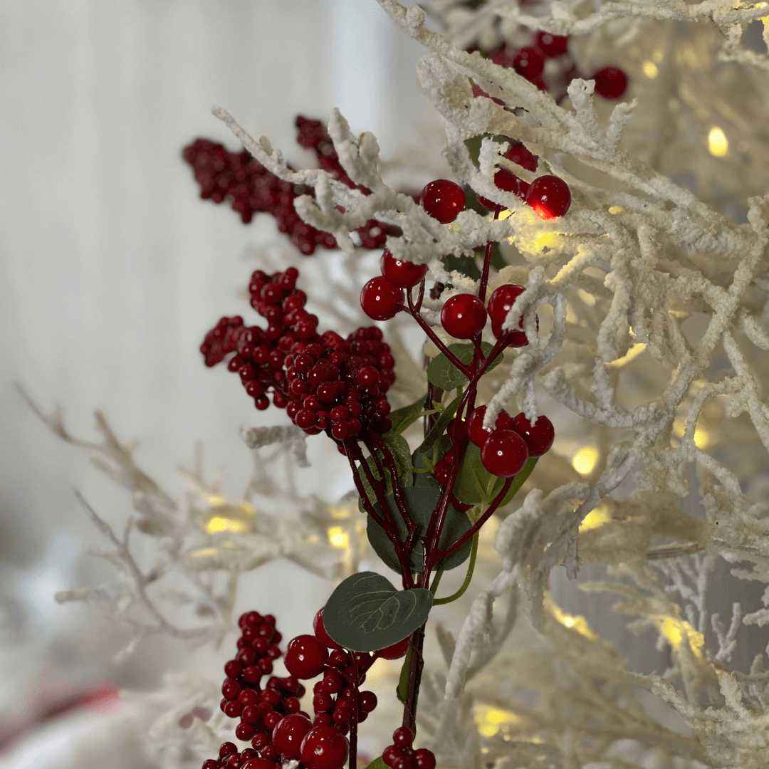 Festão Berry Eucalipto com Pinhas – 120cm