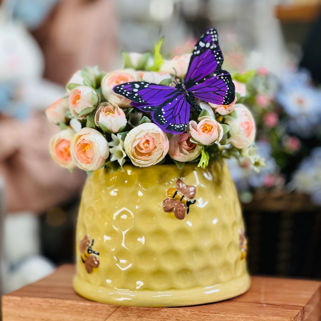 Vaso de Cerâmica Favo Honey Bee - 11,5x15,7x15,7cm