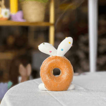 Donut Com Orelhas Rosa de Resina 9x4,5x13,8cm