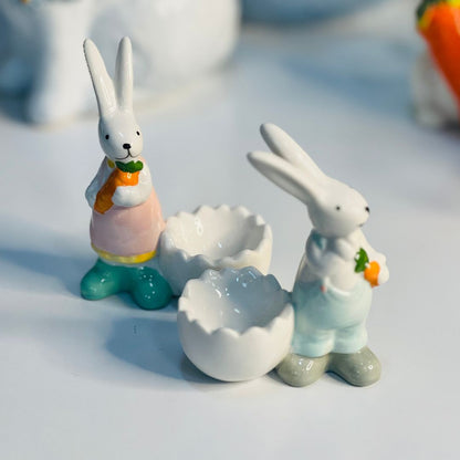 MIni Casal de Coelhos Com Cestinha - 11cm (230095)