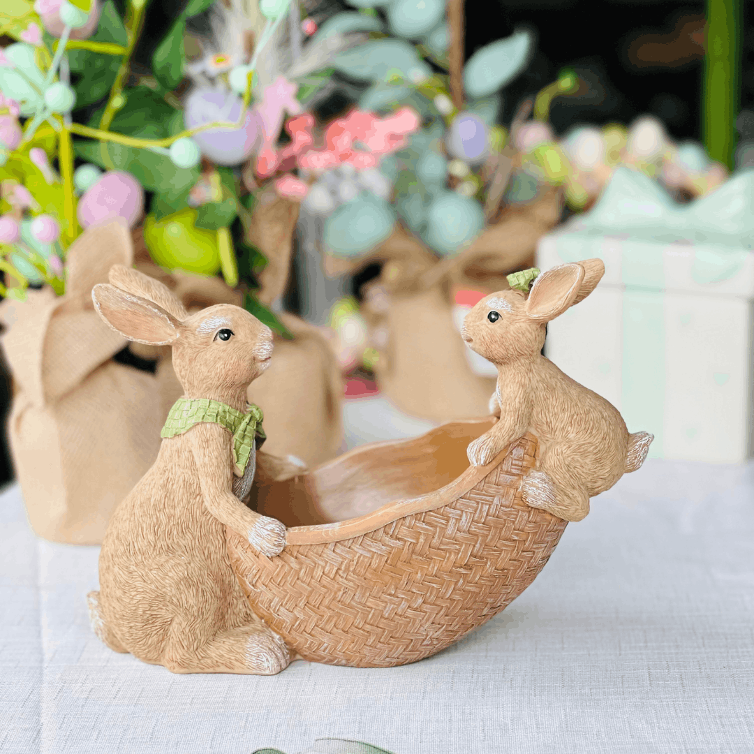 Coelhos Com Cesto Chocolate de Resina 25cm