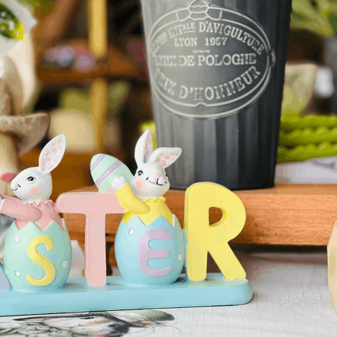 Letreiro Coelhos nos Ovinhos Easter de Resina 12x6,5x30cm