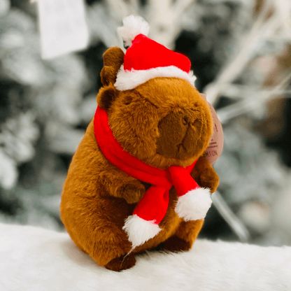 Capivara Natalina de Pelúcia 22cm