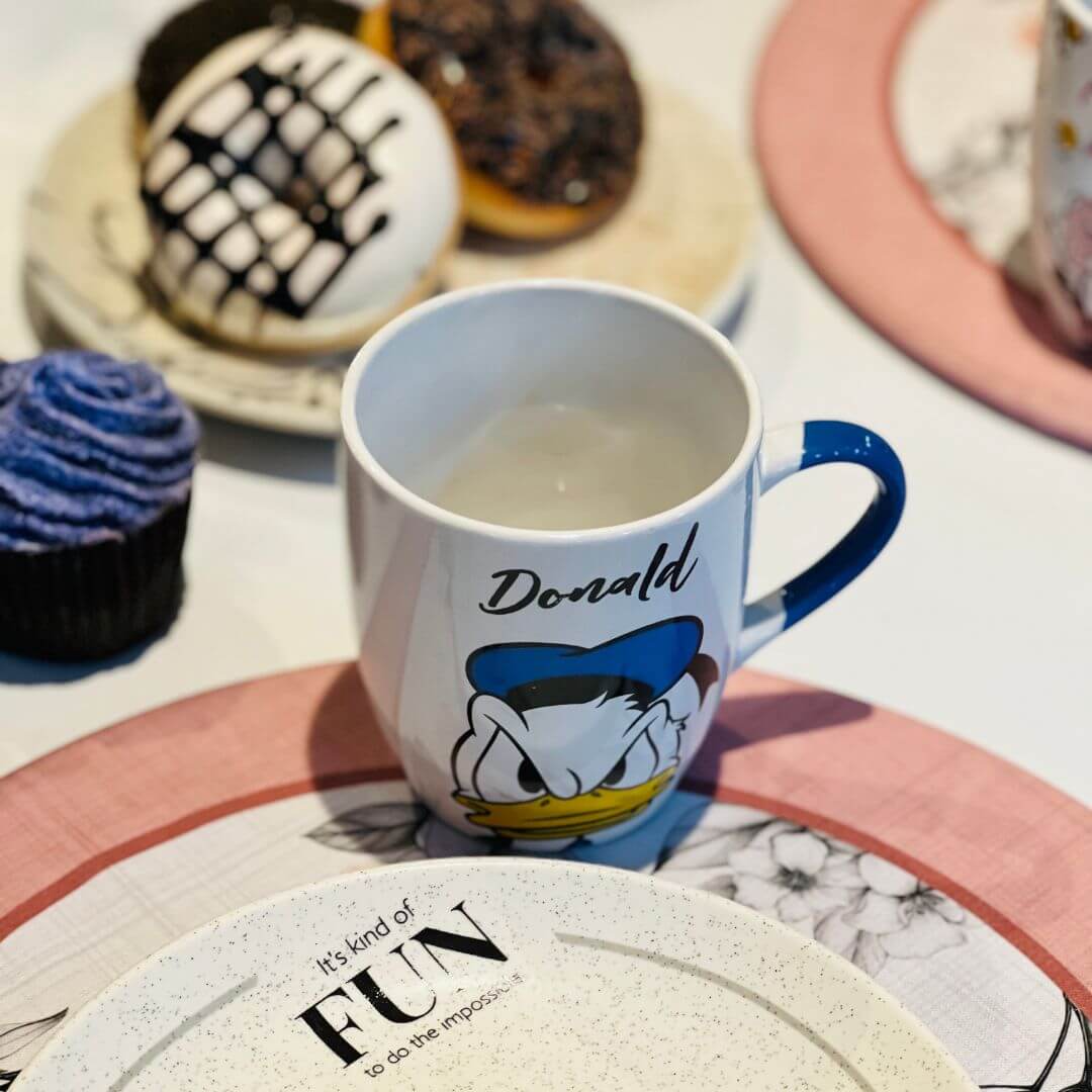 Caneca Cerâmica Donald Clássico - 330ml