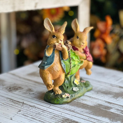 Casal de Coelhos Com Repolho - 18cm