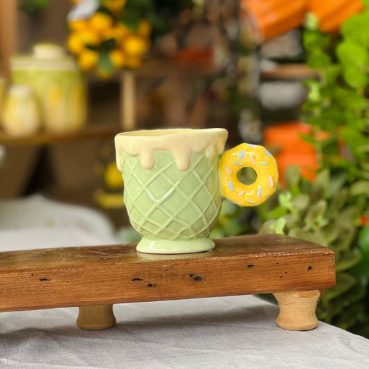 Caneca Casquinha de Sorvete com Donut 10,2x14,3cm