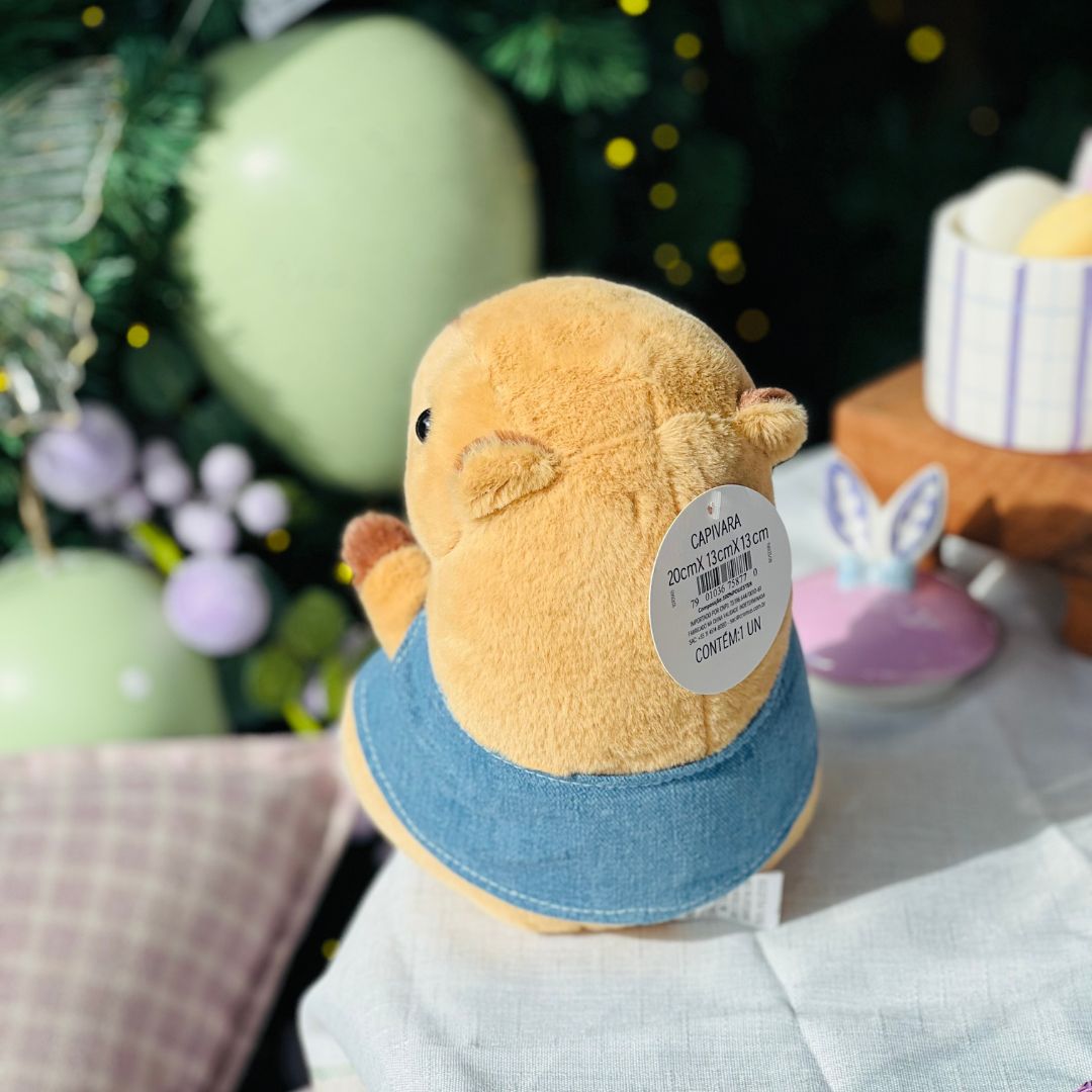 Capivara de Pelúcia Colete - 20cm