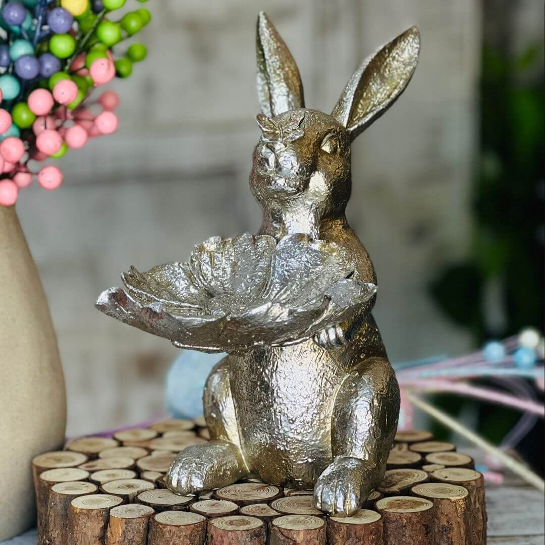 Coelho Decoração Com Flor - 25cm