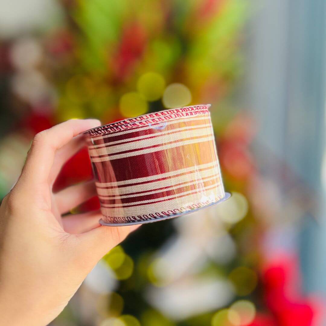 Fita Aramada Decorada Listras Vermelho e Branco - 6,3cmx9,14m