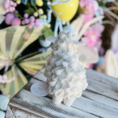 Ovelha Decorativa com Laço - 19cm
