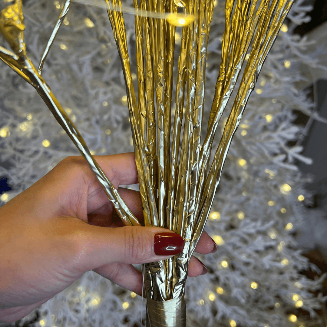 Bola Decorativa com 600 LEDs Luz Quente Dourada – 45cm