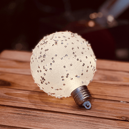 Bola Natalina Branca Glitter Com Led 10cm 1un