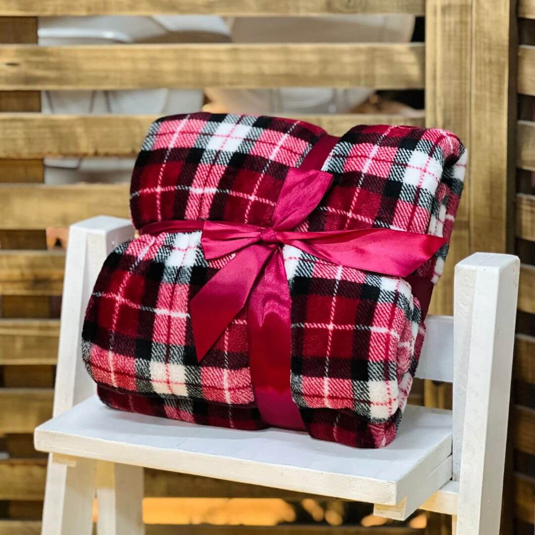 Manta Flanelada Xadrez Vermelha – 127 x 150cm