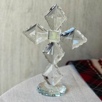 Crucifixo em Cristal Lapidado com Base Sacrum Lux – 21cm