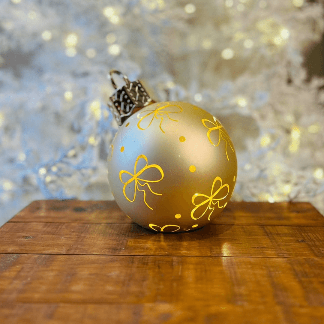 Bola de Natal Laço com LED e Movimento – 15 cm