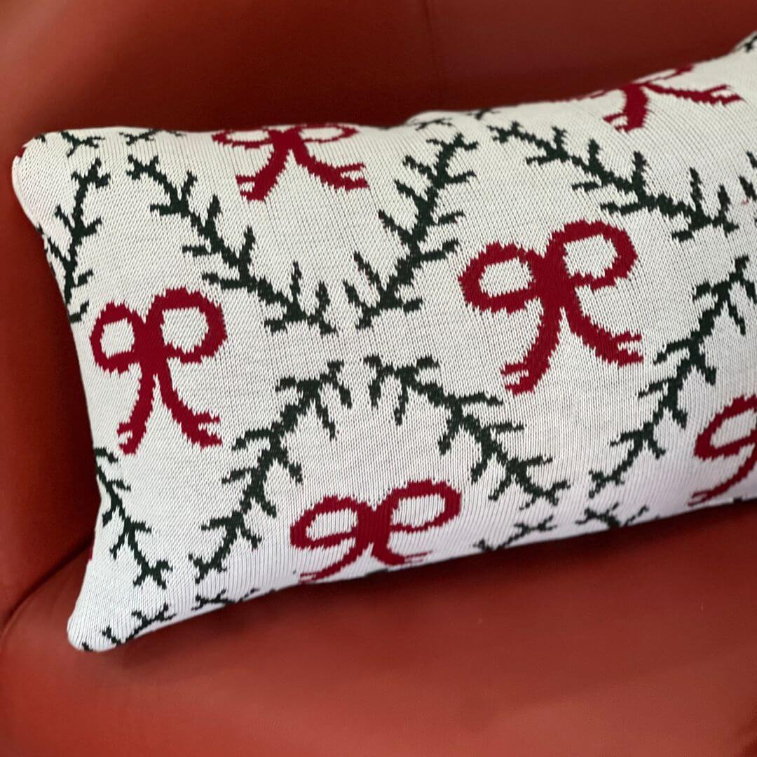 Capa de Almofada Tricô Laços e Ramos – 35 x 55cm