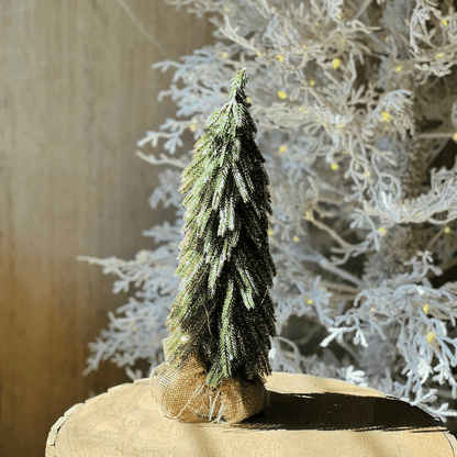 ÁRVORE NATALINA COM LUZ – 41cm
