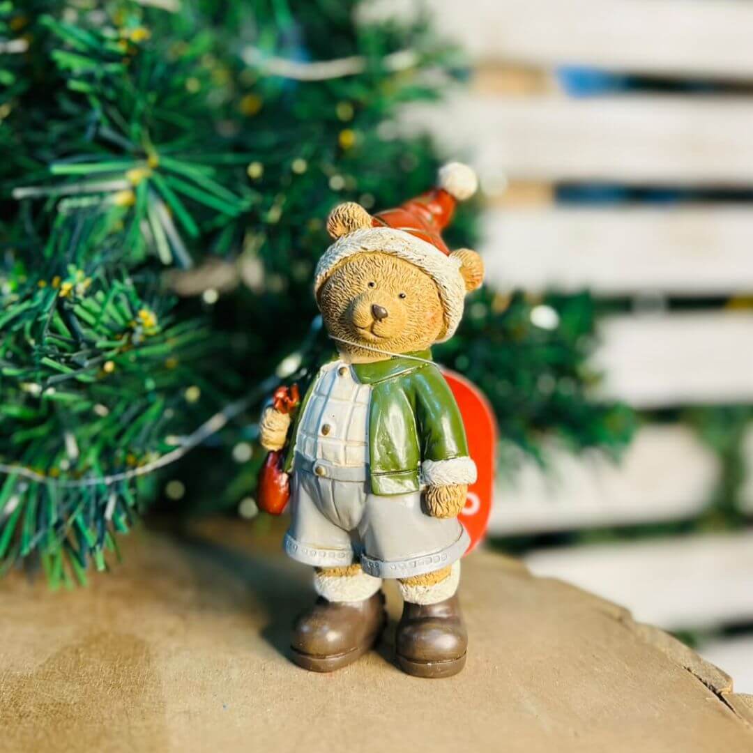 Urso Menino Resina -13cm Vermelho Verde