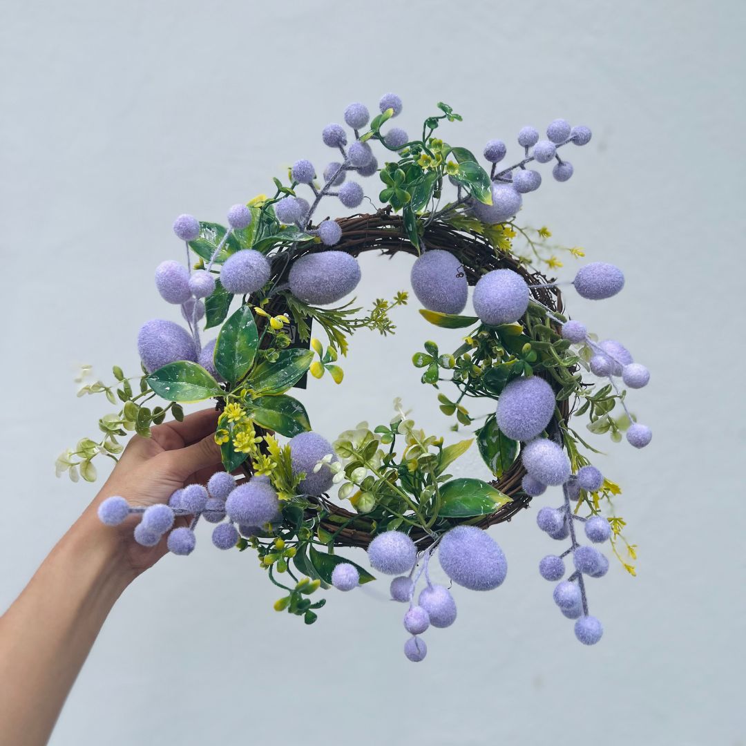 Guirlanda Com Ovos Lilás - 33cm