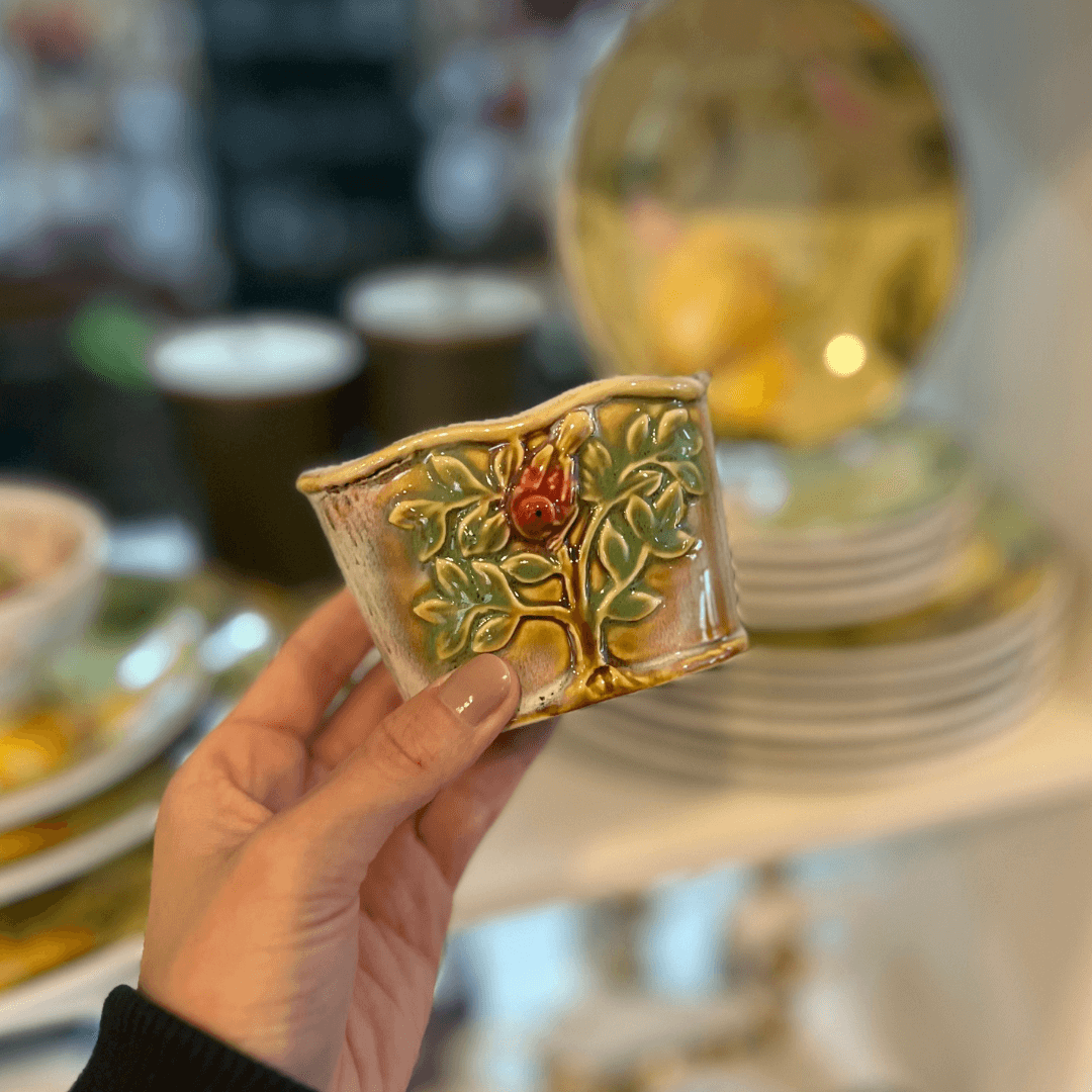 Vaso Oval de Cerâmica Bege Passarinho 10x7cm
