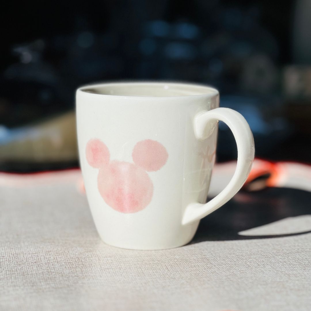 Caneca de Cerâmica Mickey e Minnie - 9,3x12,9x10cm