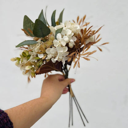 Ramalhete de Hortênsia com Fita 6 Hastes – 41cm