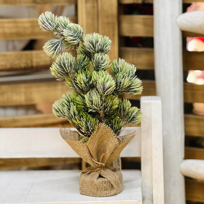 Árvore Pinheiro de Natal com Base em Juta – 34cm