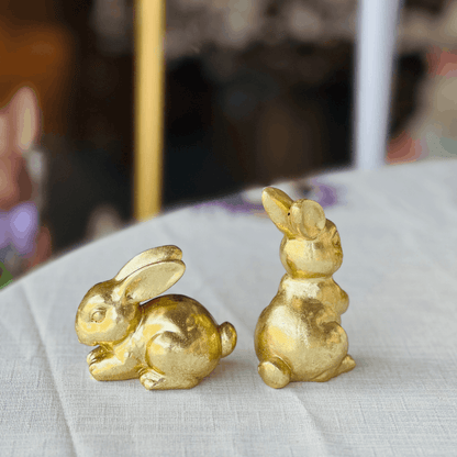 Coelho Dourado de Resina 5x6x10cm