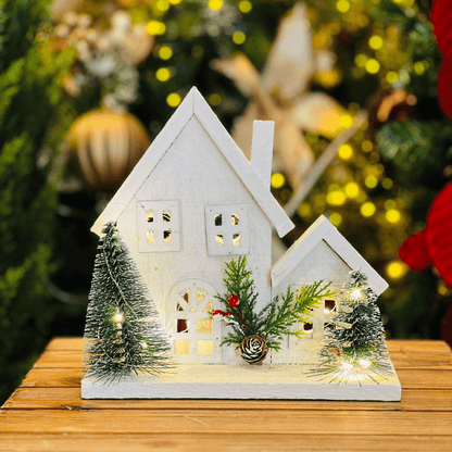 Casa Natalina Branca Com Led de Madeira 21x22x10cm