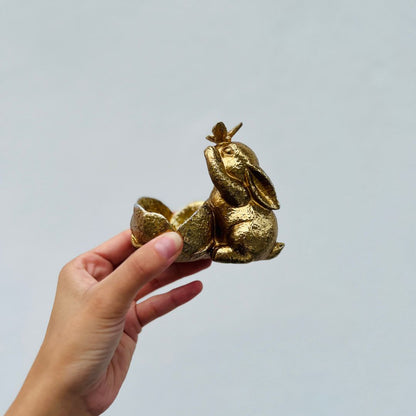 Coelho Dourado com Cesto - 9cm