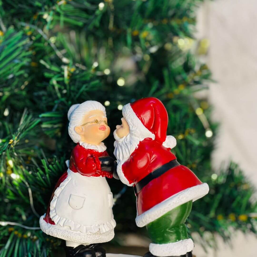 Natal Mamae e Papai Noel Beijo