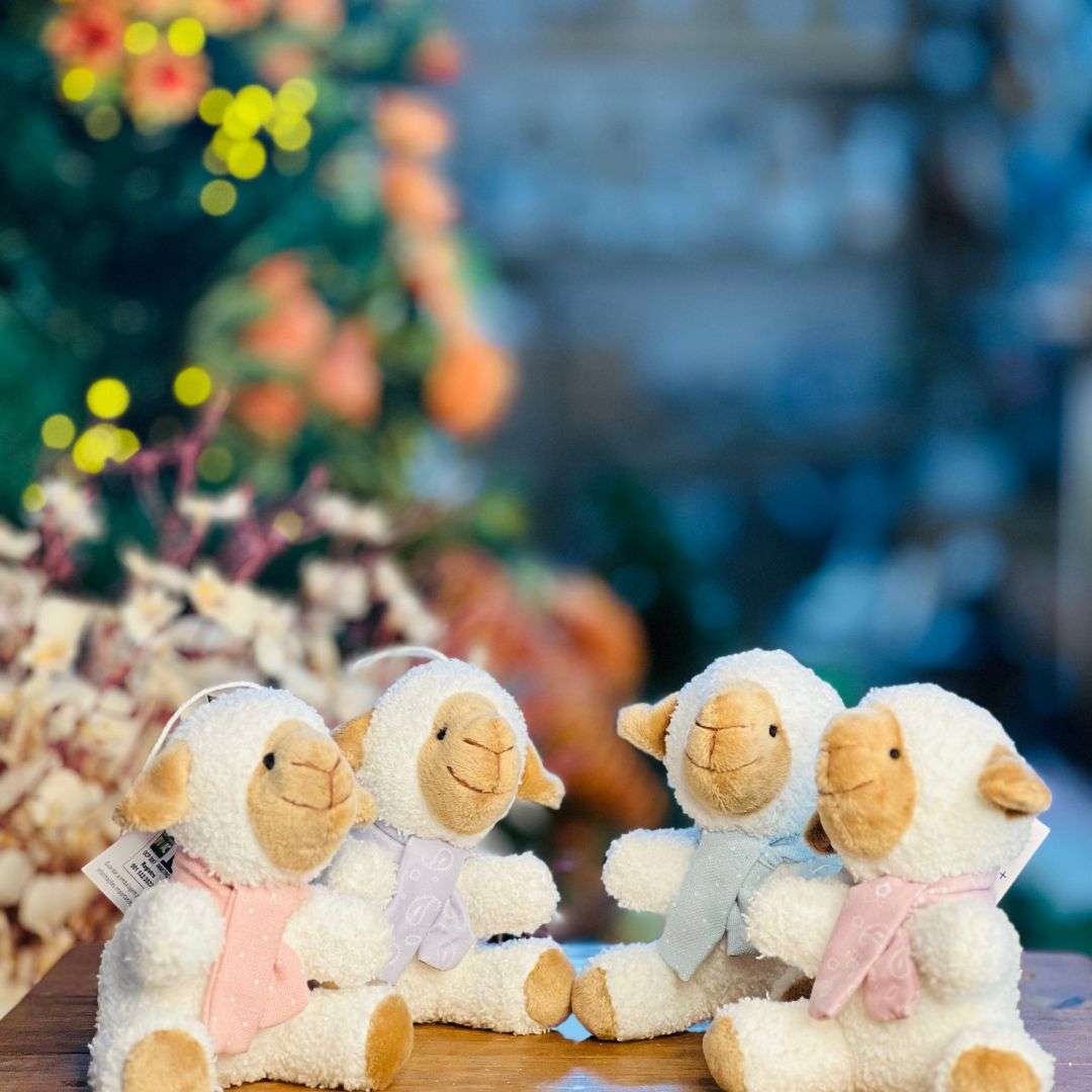 Mini Ovelha Com Laço Lavanda - 11cm