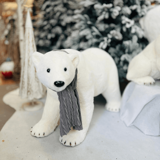 Urso Polar Natalino Com Cachecol Branco e Cinza 90x50cm