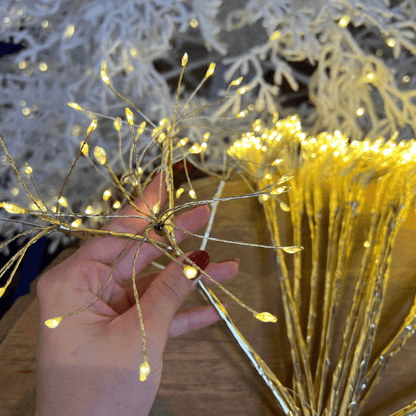Bola Decorativa com 600 LEDs Luz Quente Dourada – 45cm
