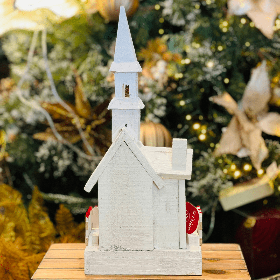 Casinha Com Led Vermelha e Branca de Madeira 40x18cm - Pilha