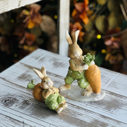 Coelho Com Cenoura - 15cm