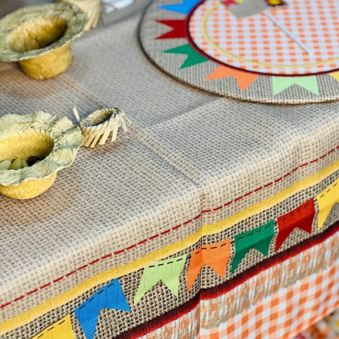 Toalha de Mesa São João - 1,40mx - 2,20m