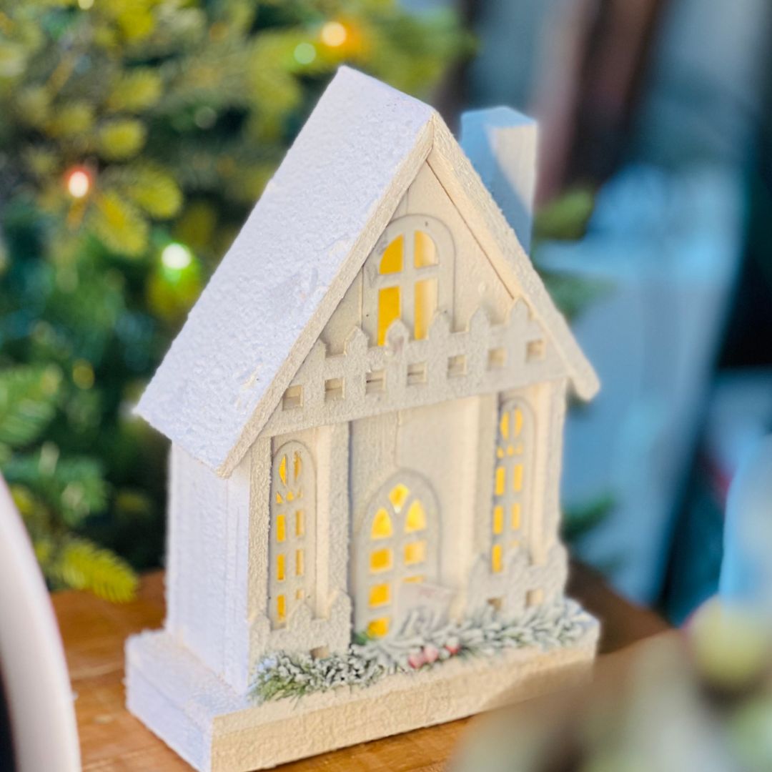 Casa Decorativa Com Led - 33cm