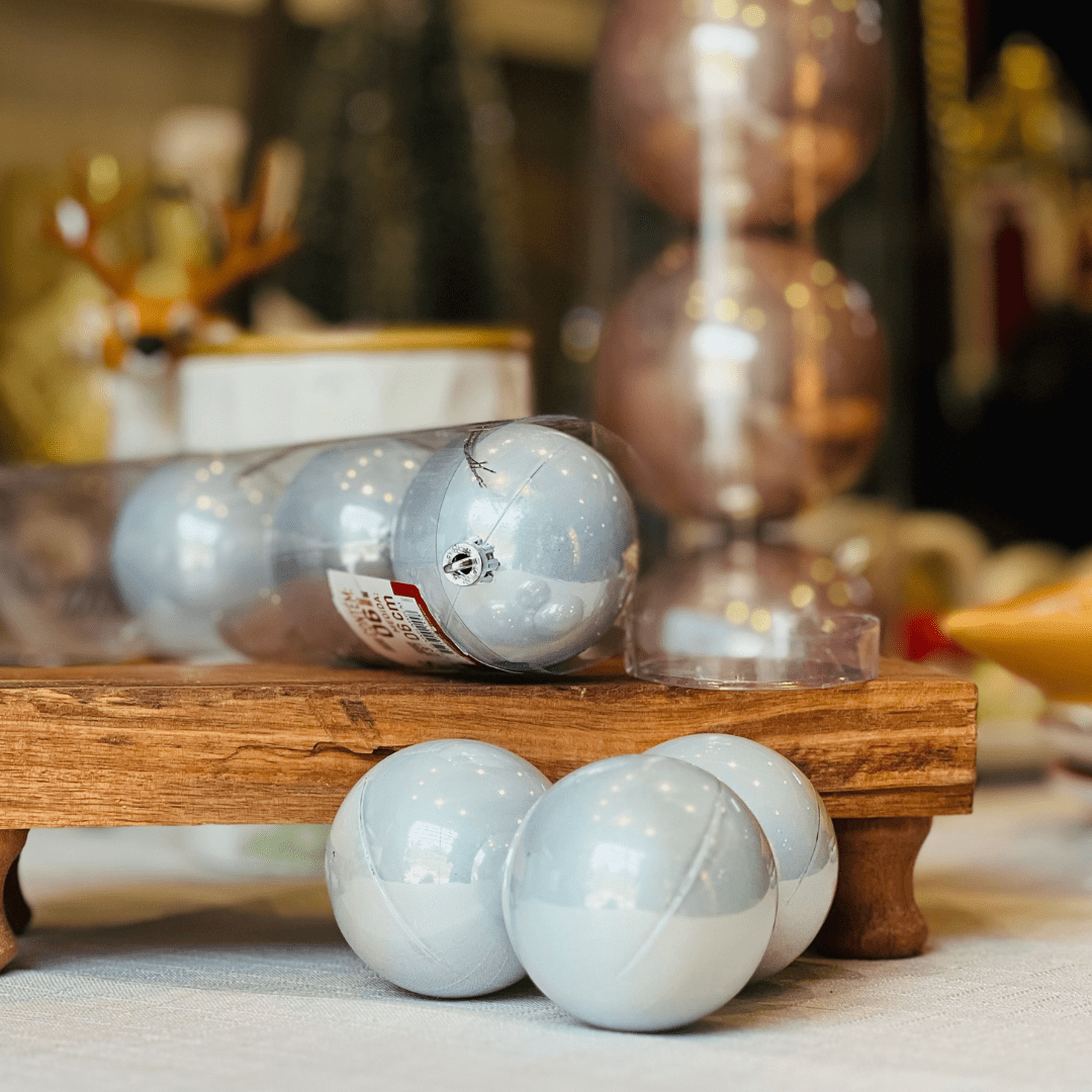 Jogo Com 6 Bolas Natalinas Peroladas Prata 6cm