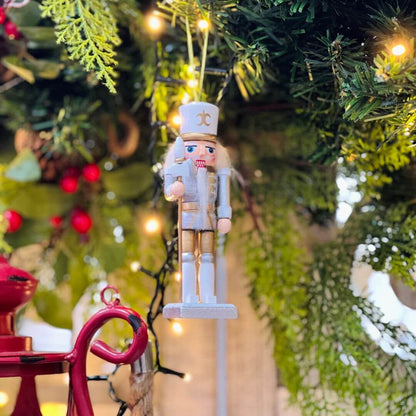 Enfeite Natal Quebra Nozes Com Quatro Peças Prata Com Dourado - 12,5cm
