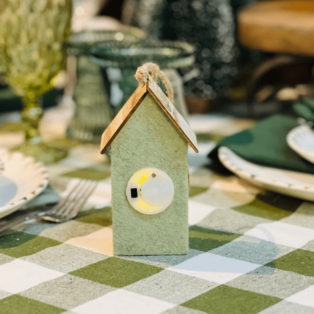 Casa Natalina Verde Com Led 13cm - para Pendurar