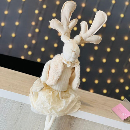 Decoração Rena Sentada - 63cm