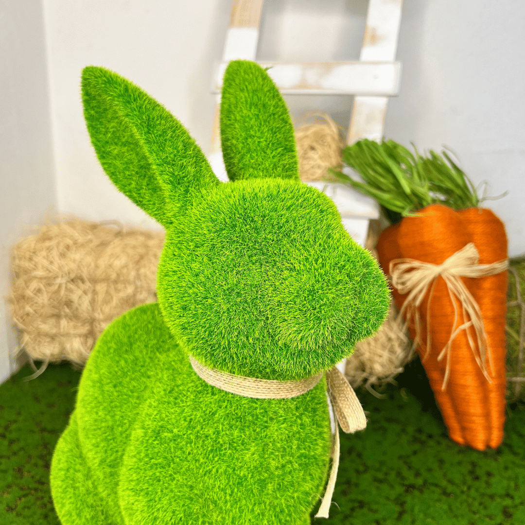 Coelho Musgo Verde De Resina Sentado 33cm