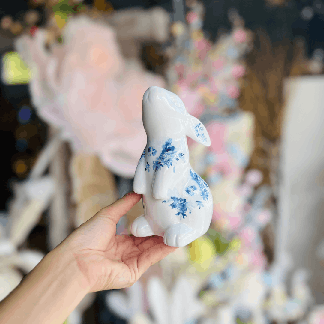 Coelho Florido Branco e Azul de Cerâmica 15cm
