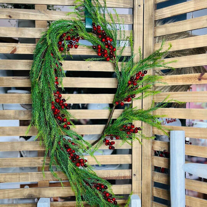 Pendente Pinheiro com Berry Realista – 1,80m