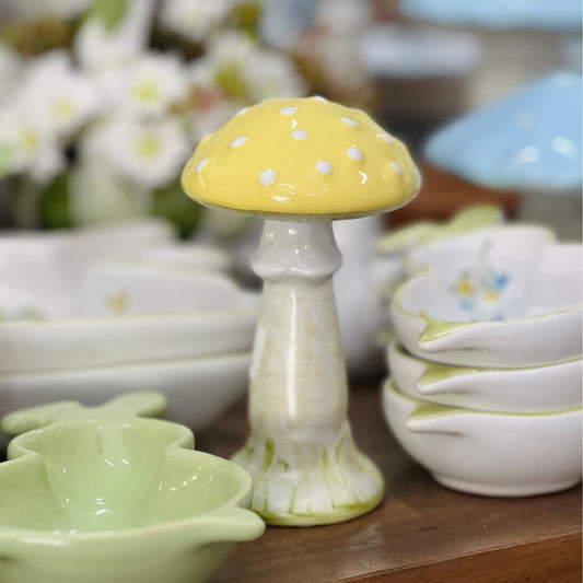 Mini Cogumelo Decorativo Amarelo Pastel - 14,5cm
