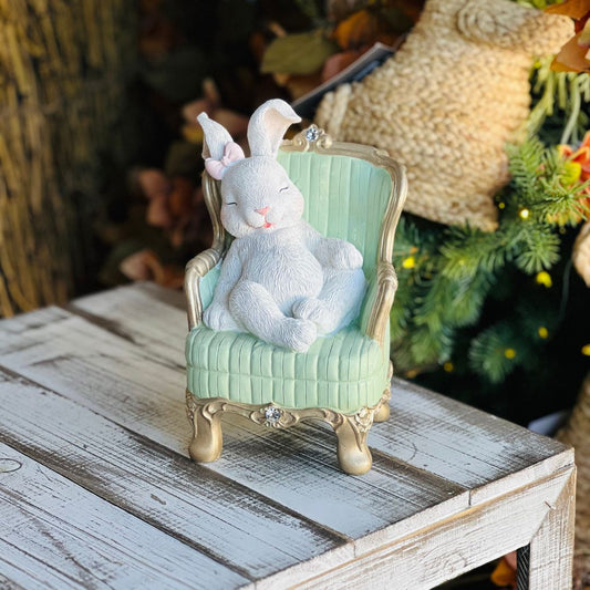Coelho Dormindo na Poltrona - 21cm