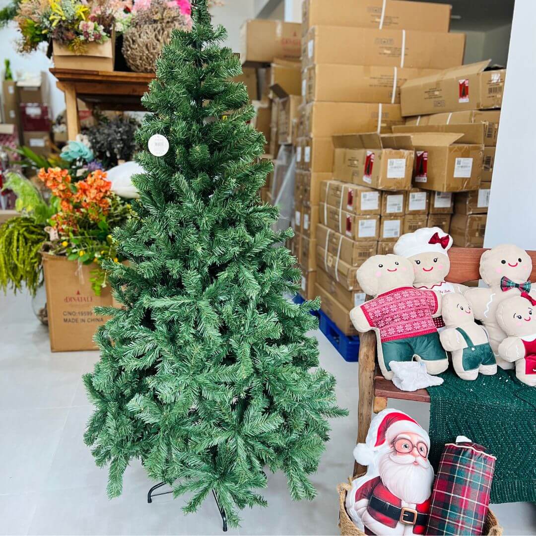 Árvore de Natal Ipanema Verde – 180cm | 720 Hastes