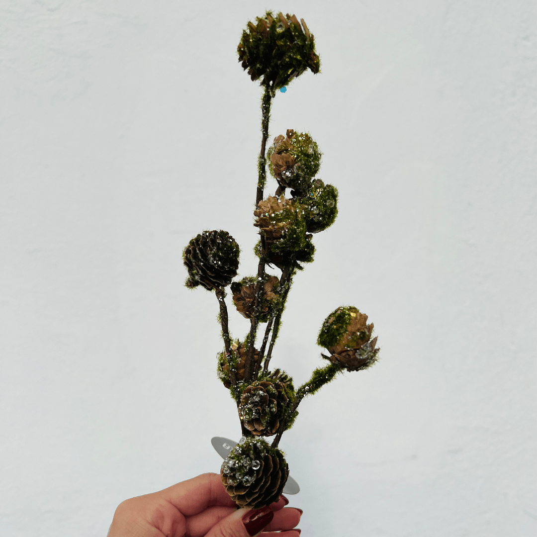  Haste Detalhada com Pinhas – 48,9cm