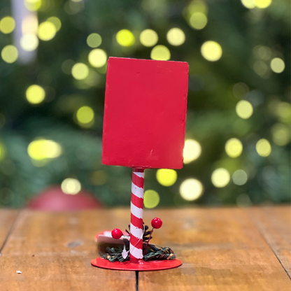 Caixa de Correio Metal Santa com Pé - 6x4x13cm